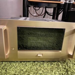 Accuphase M-8000