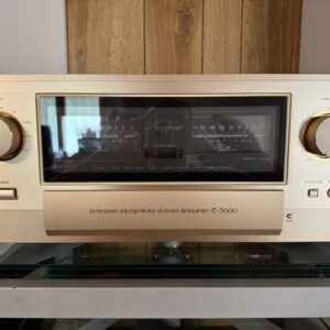 ACCUPHASE E 5000