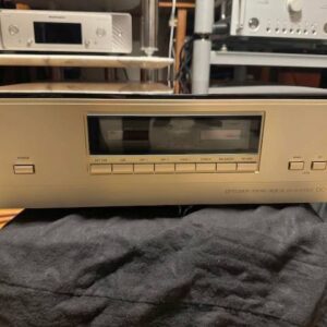 Accuphase DC-901